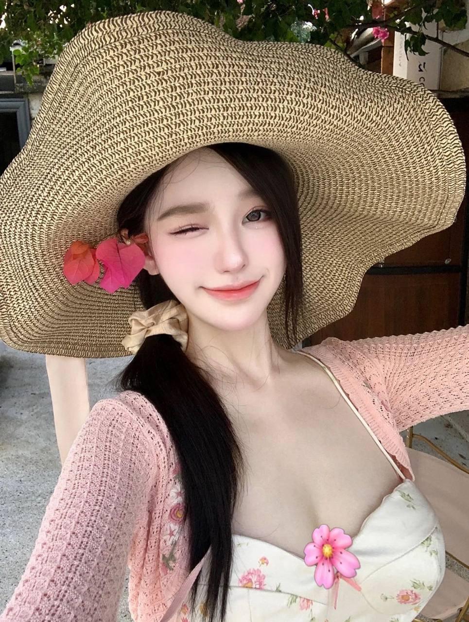 线上讨论如何重塑线下品茶体验，从虚拟到实体的深度融合